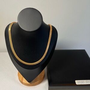 FIFTH AVENUE Elegant Gold Chain Necklace. LEAD & nickel free. New